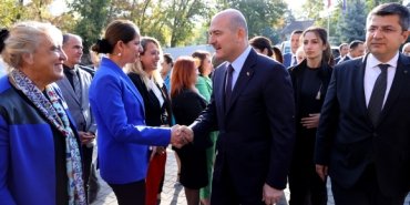 İçişleri Bakanı Soylu Edirne'de "Kadın Muhtarlar Buluşması" programına katıldı