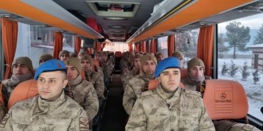 Karabük'ten deprem bölgesine 1659 Mehmetçik sevk edildi