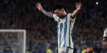 messi-adini-100ler-kulubune-yazdirdi