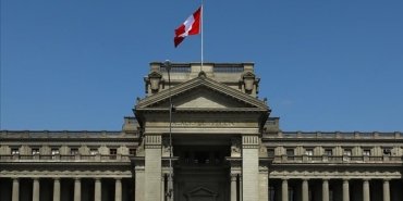 peru-bogota-buyukelcisi-felix-denegri-bozayi-suresiz-geri-cagirdi