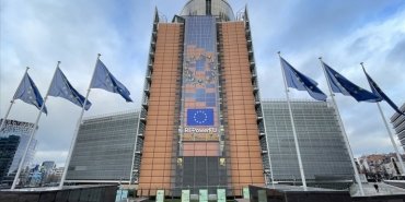 ab-ukraynaya-1-milyar-avroluk-paketi-onayladi