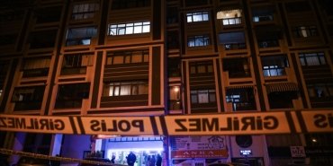 ankarada-7-katli-bir-apartmanda-patlama-meydana-geldi