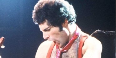 freddie-mercurynin-ozel-koleksiyonu-acik-artirmaya-cikiyor