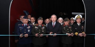 milli-savunma-bakanligi-dijital-gosterim-merkezi-acildi
