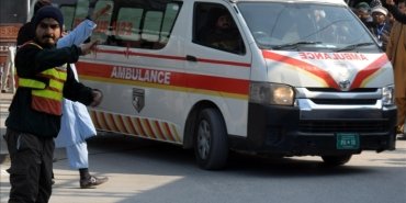 pakistandaki-bir-karakolda-yasanan-patlamada-12-polis-oldu