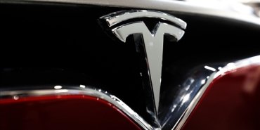 tesla-elektrikli-arac-fiyatlarindaki-indirimleri-genisletiyor
