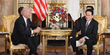 G7 Liderler Zirvesi kapsamında Japonya'ya gelen ABD Başkanı Joe Biden, ev sahibi Japonya Başbakanı Kişida Fumio ile yaptığı görüşmede ikili ve bölgesel ilişkileri ele aldı.