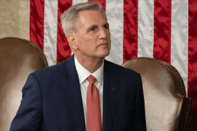 biden-ve-temsilciler-meclisi-baskani-borc-limitini-gorustu