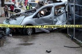 bursada-trafik-kazasinda-2-kisi-oldu-1-kisi-yaralandi
