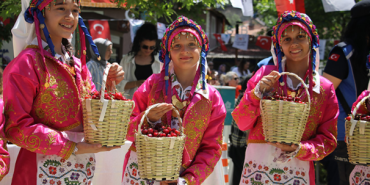 57-uluslararasi-tekirdag-kiraz-festivali-basladi