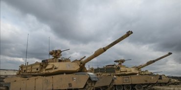 Polonya ilk Abrams tanklarını bugün teslim alıyor