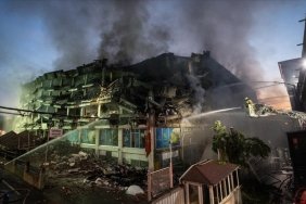 basaksehirde-fabrikada-cikan-yangini-sondurme-calismalari-37-saattir-devam-ediyor