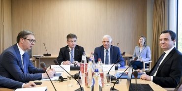 kosova-ve-sirbistanin-liderleri-brukselde-bir-araya-gelecek