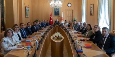tbmmde-yeni-yasama-yilinin-ilk-baskanlik-divani-toplantisi-yapildi
