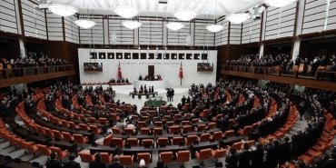 Meclis olağanüstü toplanıyor