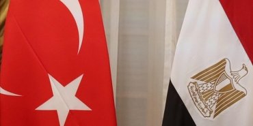 Türkiye ve Mısır arasındaki diplomatik ilişkilerin büyükelçilik seviyesine çıkarıldığı duyuruldu