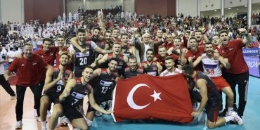 a-milli-erkek-voleybol-takimi-2024-voleybol-milletler-ligine-katilma-hakki-kazandi