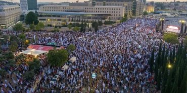israilde-yargi-duzenlemesi-karsitlari-protestolarini-surduruyor