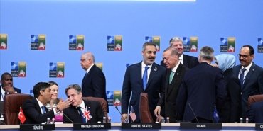 nato-liderleri-vilnius-zirvesinin-ikinci-gununde-bir-araya-geldi