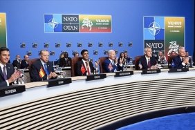 nato-liderleri-zirve-toplantisinda-bir-araya-geldi