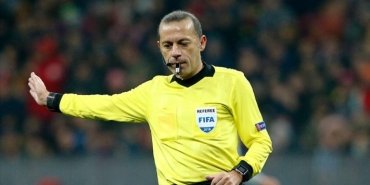 uefadan-cuneyt-cakira-gorev-2