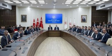 7-donem-kamu-toplu-sozlesmesinde-kismi-anlasma-saglandi
