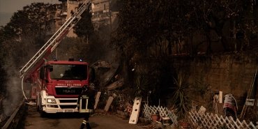 İtalya'nın Sardinya adasında devam eden yangınlar nedeniyle 600 kişi tahliye edilecek
