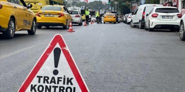 Kadıköy'de taksicilere yönelik denetim yapıldı