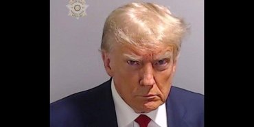 abd-tarihinde-sabika-fotografi-cekilen-ilk-baskan-donald-trump