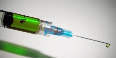 alzheimerin-etkilerini-azaltacagi-dusunulen-asinin-ilk-deney-sonuclari-aciklandi