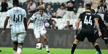 besiktas-adini-play-off-turuna-yazdirdi