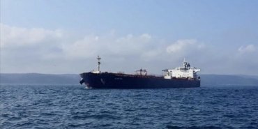 istanbul-bogazinda-gemi-trafigi-arizalanan-tanker-nedeniyle-askiya-alindi