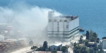 kocaelide-tmo-silosundaki-patlamada-hayatini-kaybedenleri-sayisi-2ye-cikti