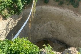 konyada-15-metre-derinliginde-obruk-olustu