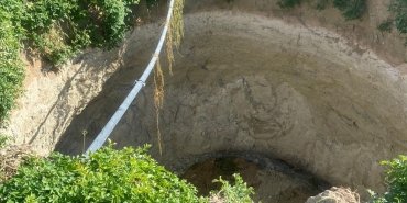 konyada-15-metre-derinliginde-obruk-olustu