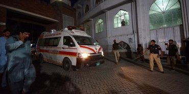 pakistandaki-intihar-saldirisinda-hayatini-kaybedenlerin-sayisi-63e-yukseldi