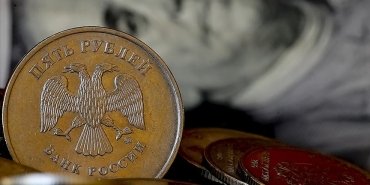 rus-rublesi-rusya-merkez-bankasi-kararinin-ardindan-deger-kazandi