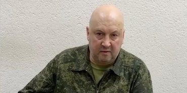 rusya-hava-uzay-kuvvetleri-komutani-surovikin-gorevden-alindi