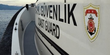 sahil-guvenlik-komutanligi-kayip-gocmen-bulundugunun-bildirilmesi-uzerine-arama-kurtarma-faaliyetlerine-baslandi