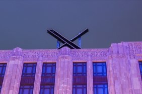 twitter-genel-merkezindeki-dev-x-logosu-sikayetler-uzerine-kaldirildi