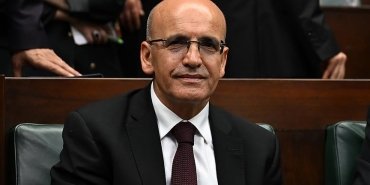 universite-ogrencilerine-vergisiz-bilgisayar-ve-telefon-saglanmasina-iliskin-calismalar-suruyor