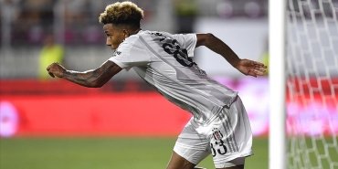 besiktas-gedson-fernandesin-sozlesmesini-2026-2027-sezonu-sonuna-kadar-uzatti