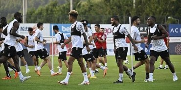 besiktas-uefa-avrupa-konferans-ligi-grup-asamasinda-sahne-aliyor