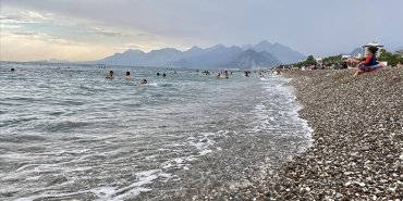deniz-suyu-sicakliklarindaki-artis-zararli-bakterilerin-olusumunu-tetikliyor