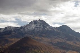 erciyes-daginda-mahsur-kalan-polonyali-dagciyi-kurtarmak-icin-calisma-baslatildi