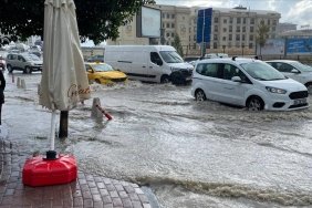 istanbulda-saganak-su-baskinlarina-neden-oldu-2
