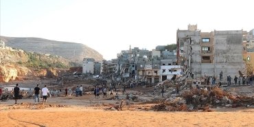 libyaya-17-ulkeden-38-yardim-ucagi-ulasti