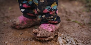 unicef-dunyada-333-milyon-cocuk-asiri-yoksullugun-pencesinde