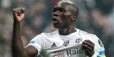aboubakar-karin-agrisi-ve-yuksek-ates-nedeniyle-hastaneye-yatirildi