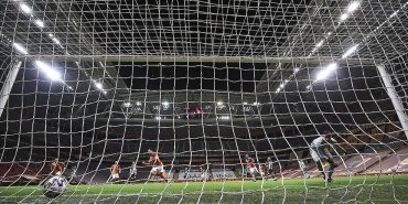 galatasaray-besiktas-derbisini-2-bin-400-siyah-beyazli-taraftar-izleyecek